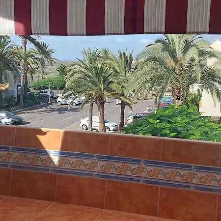 Lovely With Pool Apartment *