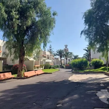 Lovely With Pool Apartment