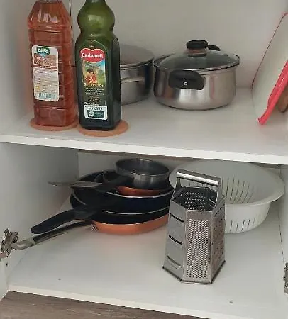 Lovely With Pool Apartman *