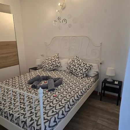 Apartament Lovely With Pool *