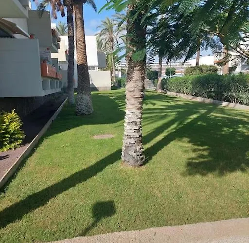 Apartment Lovely With Pool