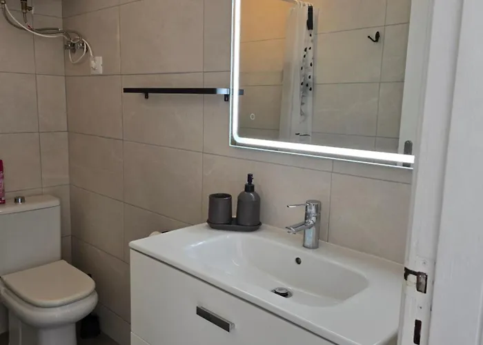 Lovely With Pool Apartment