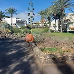 Διαμέρισμα Lovely With Pool